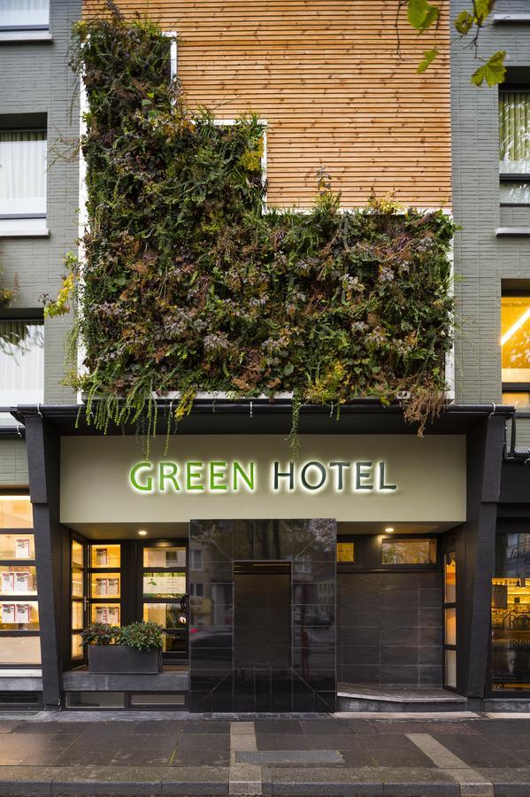 Green Hotel Генк Екстер'єр фото
